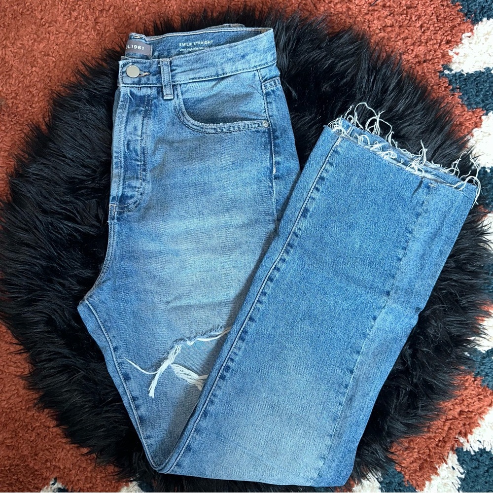 DL1961 “Emilie Straight” Jean